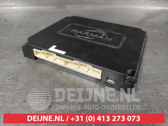 Kia Sportage Radio versterker O661743