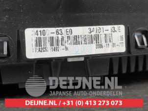 Suzuki Swift Odometer KM O661936 photo 3