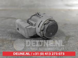 Gebruikte PDC Sensor Mazda CX-30 (DM) 2.0 e-SkyActiv-G 122 16V Prijs € 35,00 Margeregeling aangeboden door V.Deijne Jap.Auto-onderdelen BV