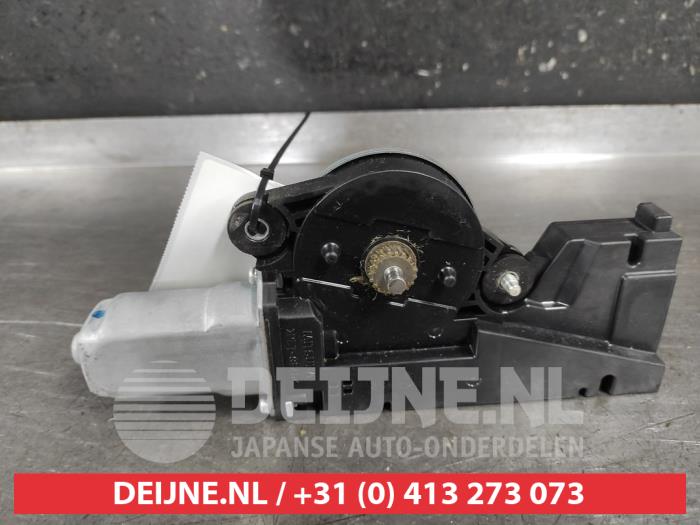 Subaru Legacy Schiebedach Motor O661961