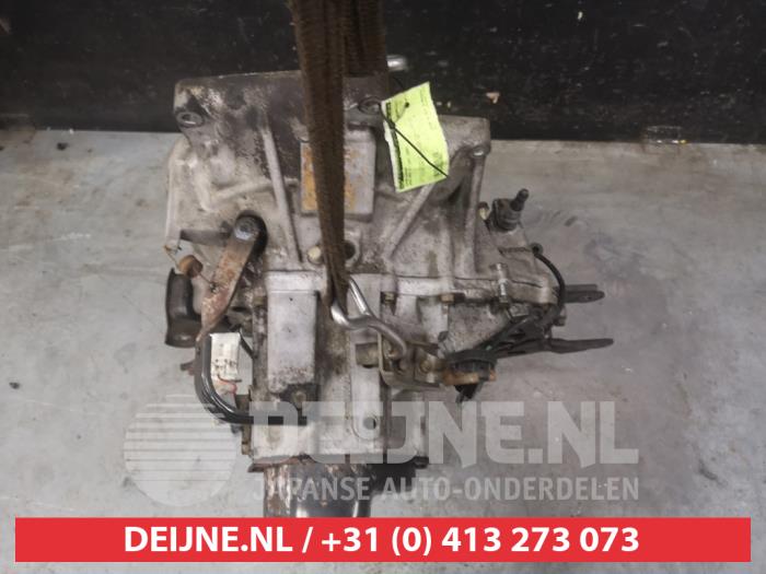 Mazda Demio Getriebe O662061