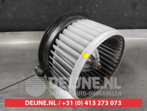 Hyundai I20 Heizung Belüftungsmotor O662211 foto 2