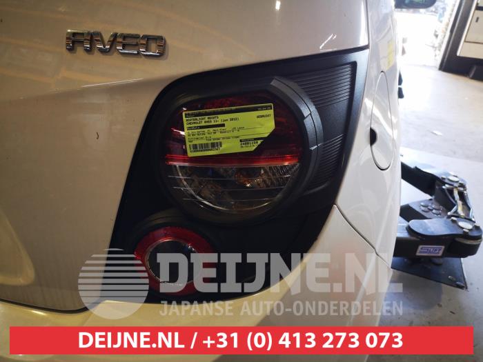Chevrolet Aveo Taillight, right O662387