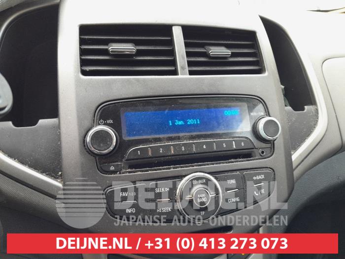 Chevrolet Aveo Radio O662401