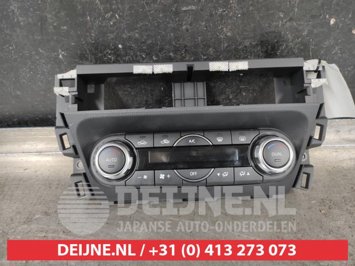 Mazda 3 Kachel Bedieningspaneel O662502