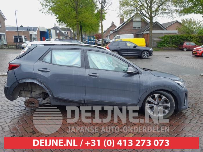 Kia Stonic Türscheibe 4-türig rechts vorne O662559