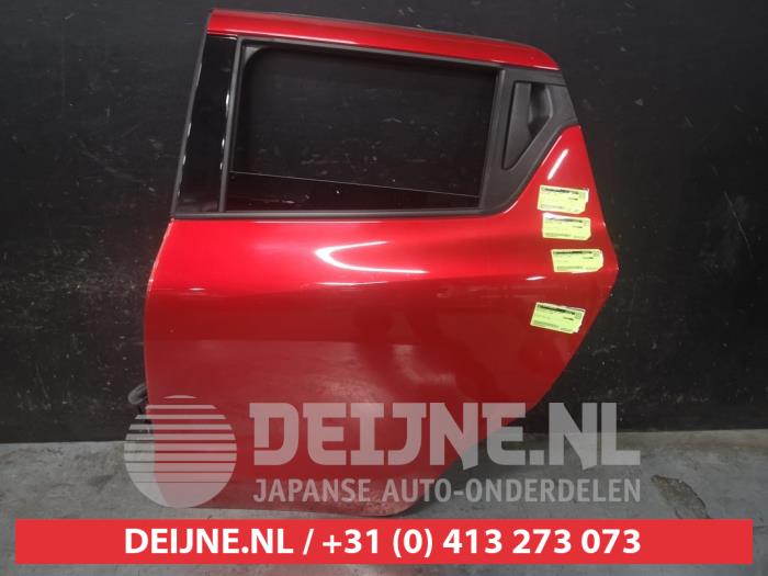 Suzuki Swift Portier 4Deurs links-achter O662577