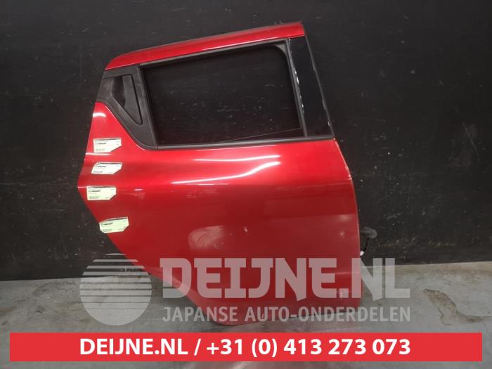 Suzuki Swift Portier 4Deurs rechts-achter O662585