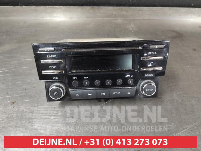 Nissan Pulsar Radio O662705