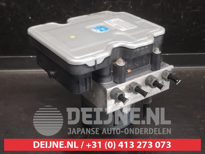 Gebruikte ABS Pomp Nissan Qashqai (J12) 1.5 VC-T e-Power 16V Prijs € 150,00 Margeregeling aangeboden door V.Deijne Jap.Auto-onderdelen BV