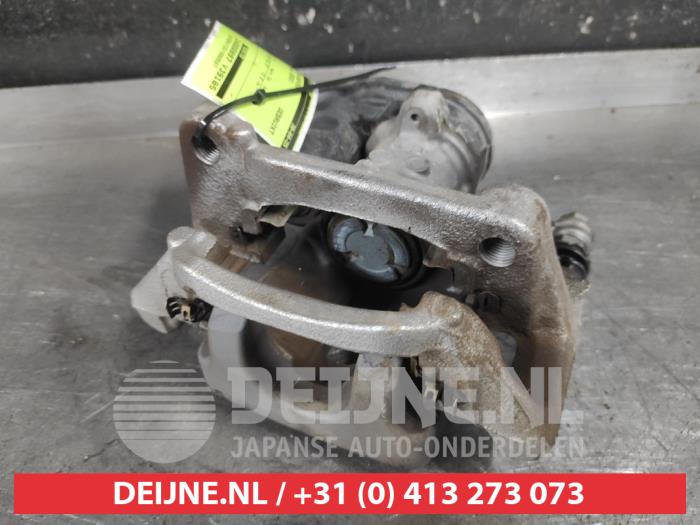 Nissan Qashqai Rear brake calliper, right O662776