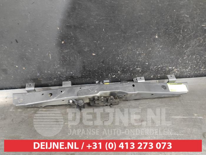 Nissan Qashqai Slotplaat voor O662849
