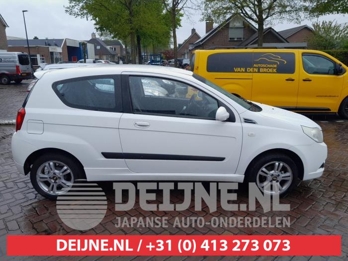 Chevrolet Aveo Tür 2-türig rechts O662885