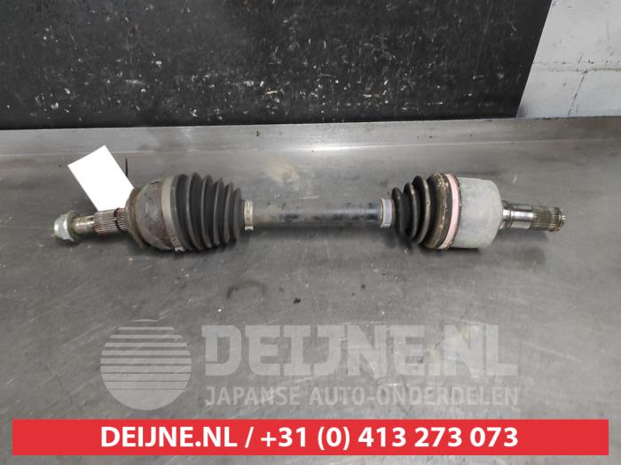 Mazda 3 Aandrijfas links-voor O662911