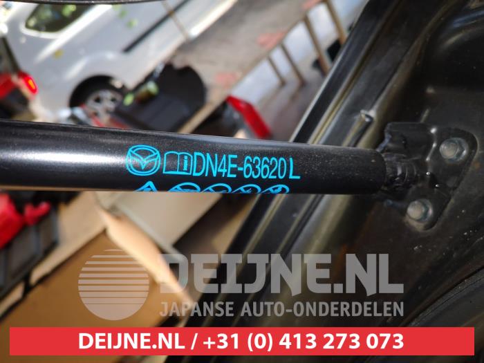 Mazda MX-30 Gasdämpfer links hinten O662918