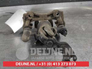 Mazda MX-5 Remklauw (Tang) links-achter O662933 foto 2