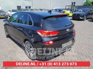 Hyundai I30 Taillight, left O662958 photo 3
