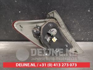 Toyota Yaris Rücklicht rechts O663124 foto 2