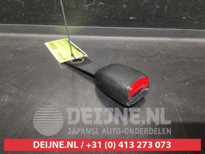 Suzuki Jimny Front seatbelt buckle, left O663209