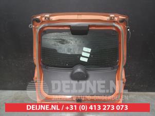 Nissan Micra Tailgate O663248 photo 2