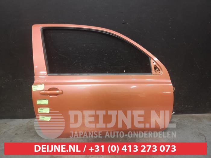 Nissan Micra Tür 2-türig rechts O663252
