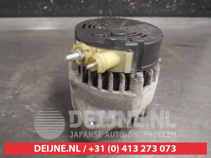 Dynamo van een Toyota Aygo (B10) 1.0 12V VVT-i 2009