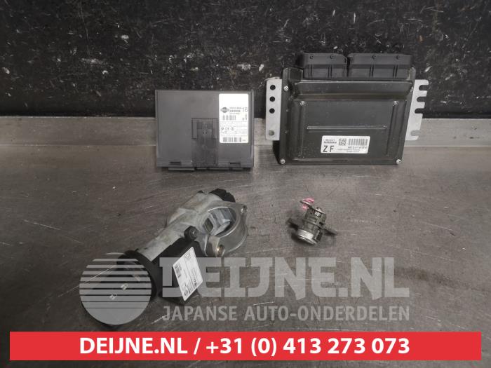 Nissan Almera Tino Computer Motormanagement O663433
