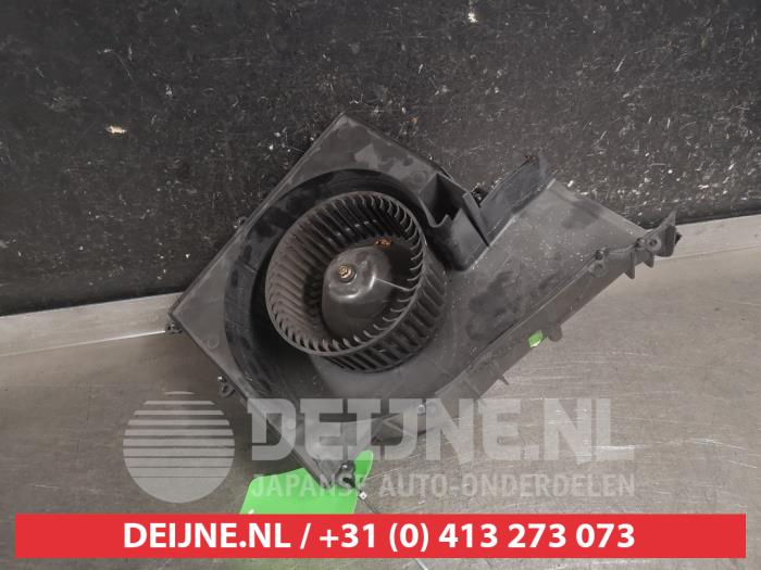 Nissan Almera Tino Kachel Ventilatiemotor O663446