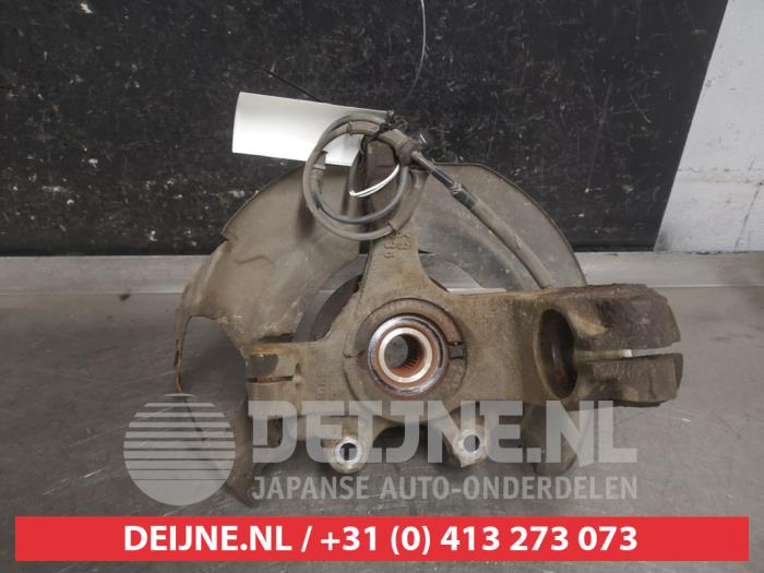 Mazda 5 Fusee links-voor O663482
