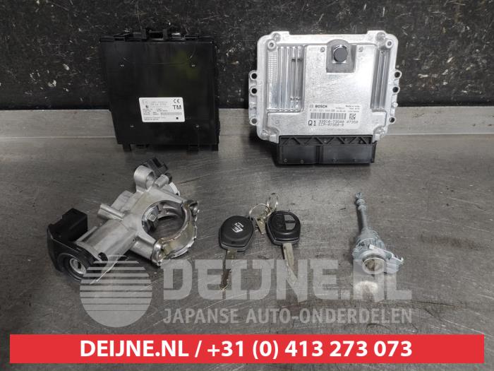 Suzuki Swift Set of cylinder locks (complete) O663936