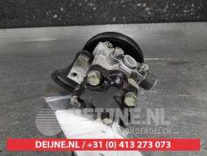 Chevrolet Aveo Power steering pump O663941 photo 2