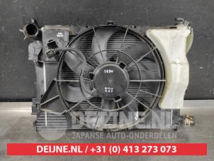 Gebruikte Radiateur Kia Stonic (YB) 1.4 MPI 16V Prijs € 150,00 Margeregeling aangeboden door V.Deijne Jap.Auto-onderdelen BV