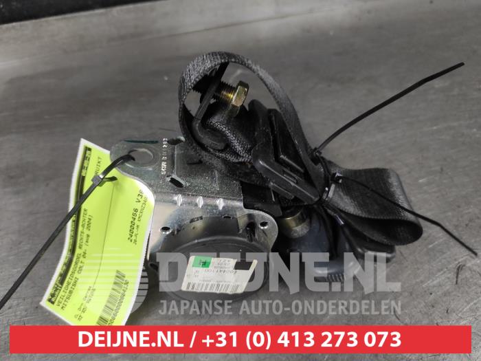Mitsubishi Colt Veiligheidsgordel rechts-achter O664130