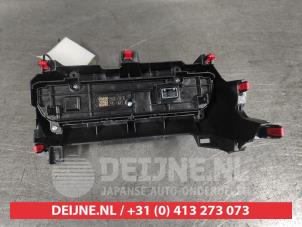 Toyota Yaris Heater control panel O664264 photo 2