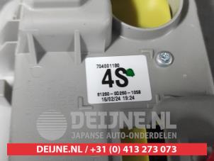 Toyota Yaris Innenbeleuchtung vorne O664267 foto 3
