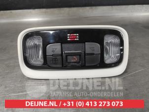 Gebruikte Binnenverlichting voor Toyota Yaris IV (P21/PA1/PH1) 1.5 12V Hybrid 115 Prijs € 50,00 Margeregeling aangeboden door V.Deijne Jap.Auto-onderdelen BV