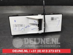 Hyundai Tucson Multi-functional window switch O664302 photo 2