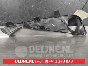 Toyota C-HR Bumper grille O664312 photo 2