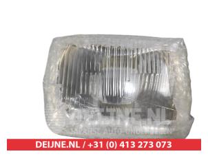 Daihatsu Rocky Headlight, right O9990008519 photo 2