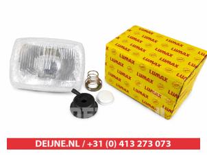 Mitsubishi L200 Koplamp rechts O9990008515 foto 2