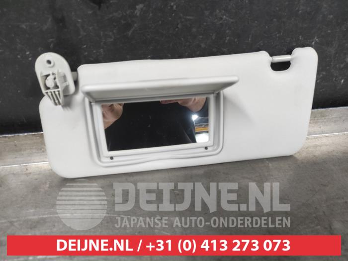 Suzuki Ignis Zonneklep O664426