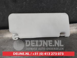Suzuki Ignis Zonneklep O664426 foto 2