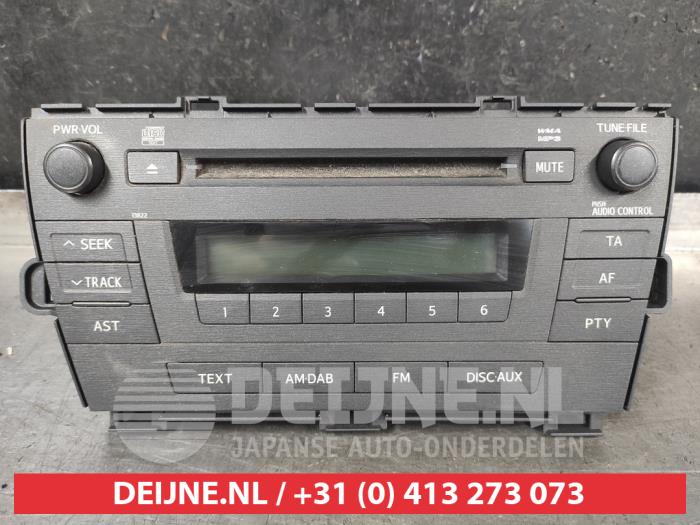 Toyota Prius Radio O664538