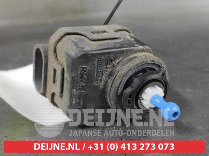 Nissan Qashqai Scheinwerfermotor O664577