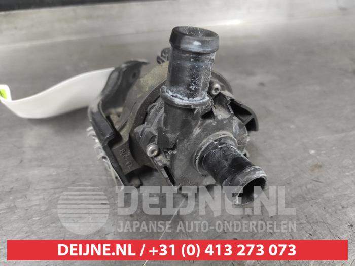 Nissan Qashqai Zusätzliche Wasserpumpe O664703