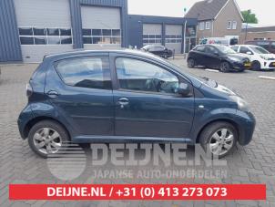 Toyota Aygo Tür 4-türig rechts hinten O664723 foto 3