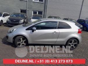 Kia Rio Fenster 2-türig links hinten O664797 foto 2