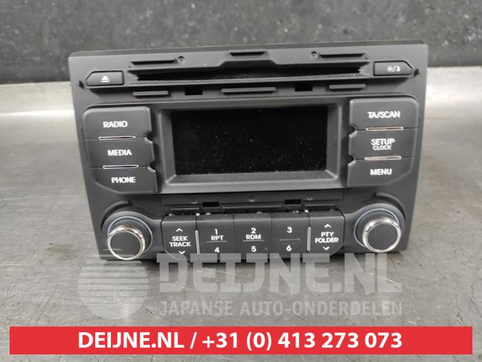 Kia Rio Radio O664811