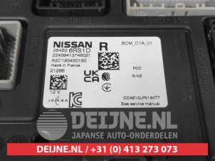 Nissan Qashqai Body control computer O664817 photo 2