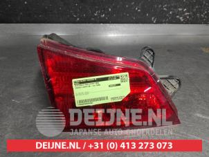 Subaru Legacy Tailgate reflector, left O664862 photo 2
